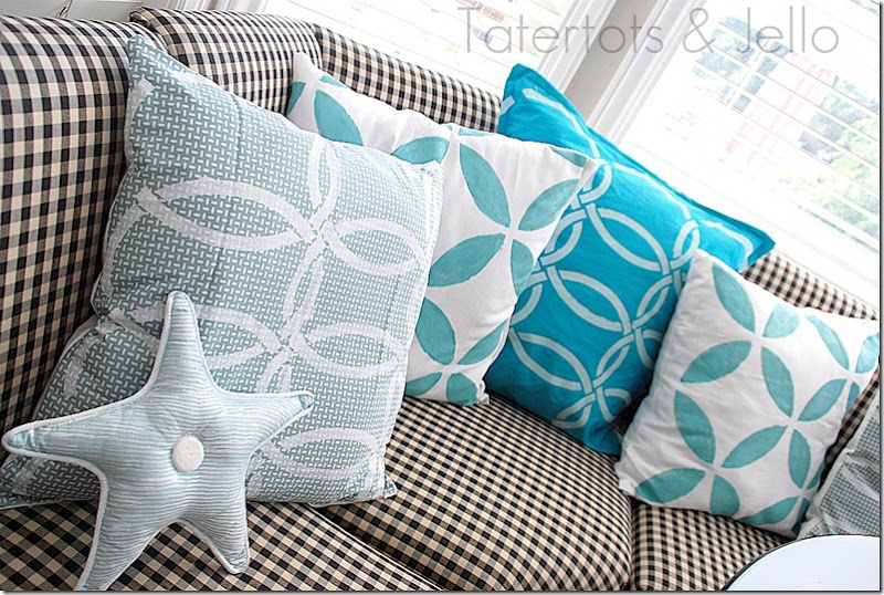 20 Creative Decorative Pillows, Craft Ideas Playing with Texture