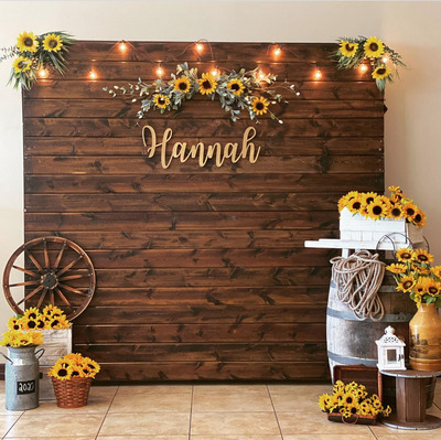 Backdrop-Featuring-Sunflowers