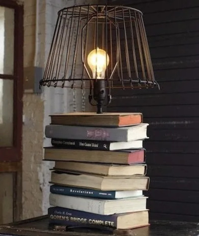 Old-Books-Table-Lamp