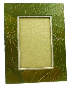 diy-leaf-wrapped-frame