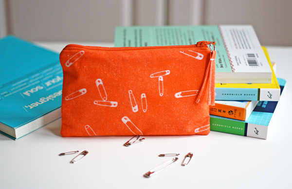 everything-orange-diy-best-ideas-purse-safety-pins
