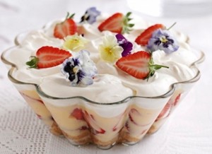 strawberry trifle recipe