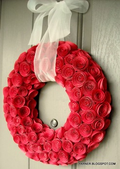 DIY-rosettes-wreath-DIY-wreaths-great-ideas