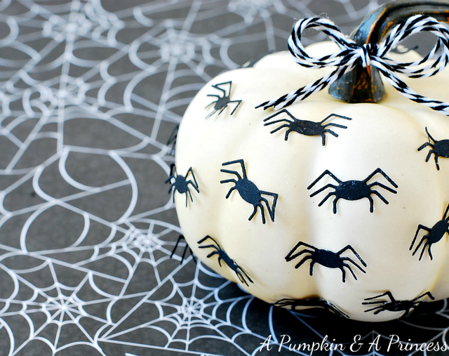 halloween-spider-pumpkin