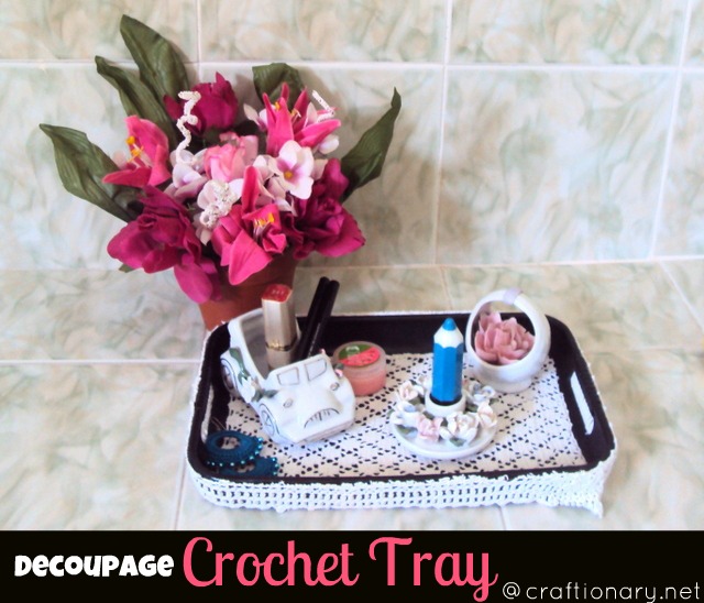 Crochet tray