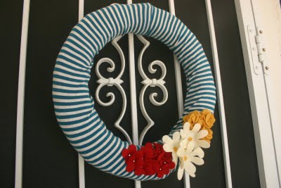 DIY-fabric-wreath