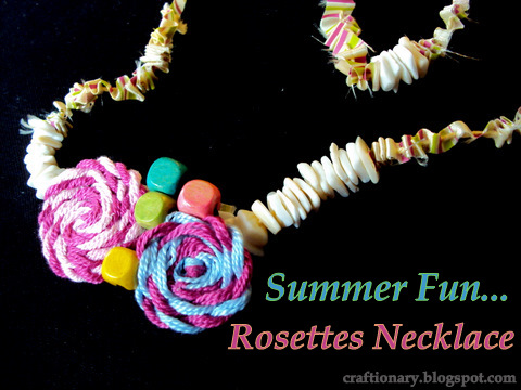 rosettes necklace