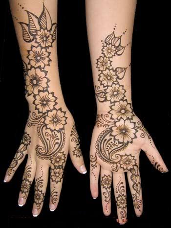 new-henna-mehndi-designs-floral