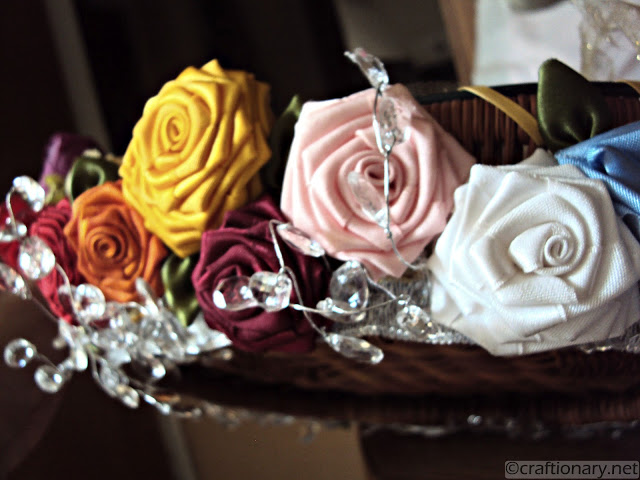 DIY ribbon flowers