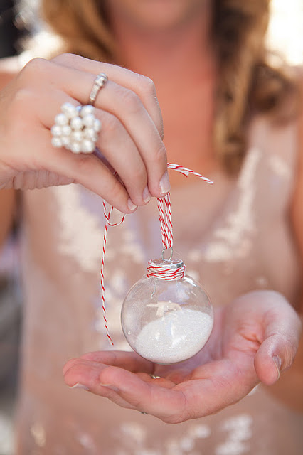 snow-globe-ornaments