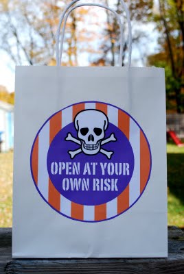 eat-at-your-own-risk-best-halloween-ideas